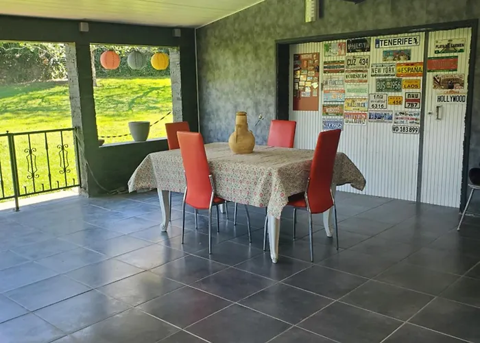 Privee Au Calme Avec Gand Jardin Et Terrasse ヴィラ