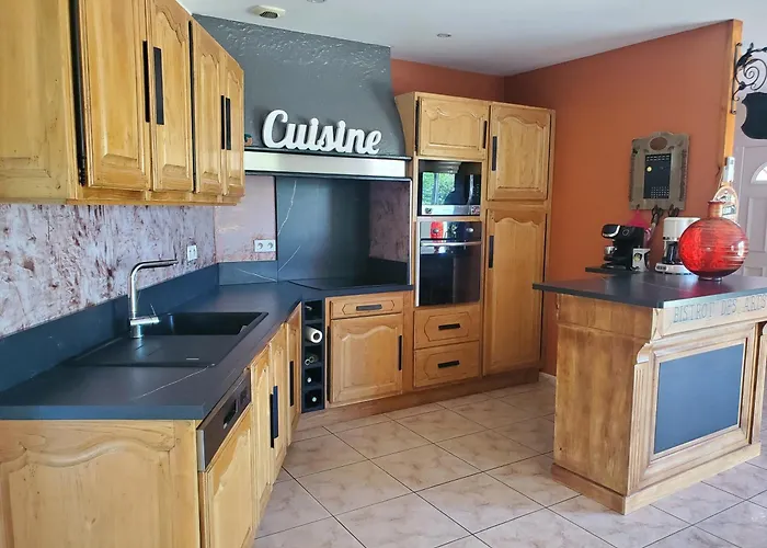 Privee Au Calme Avec Gand Jardin Et Terrasse ヴィラ